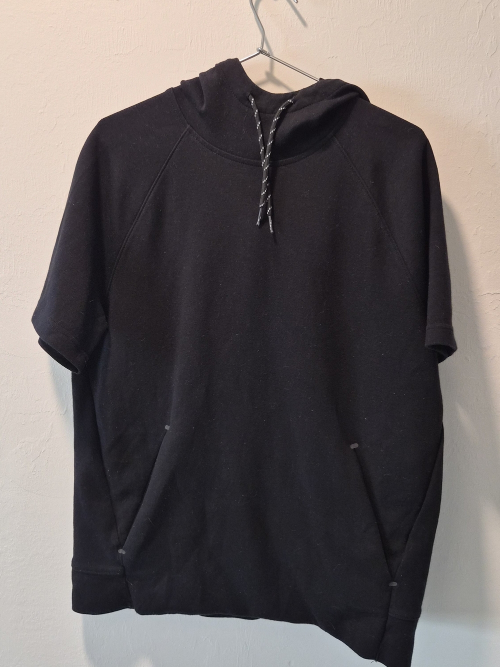 Old Navy Black Short-Sleeve Hooded Sweatshirt